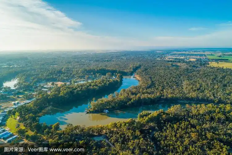 日落时分的墨累河-空中风景