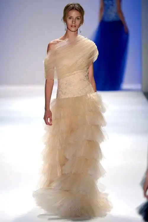 仙女系飘逸晚礼服