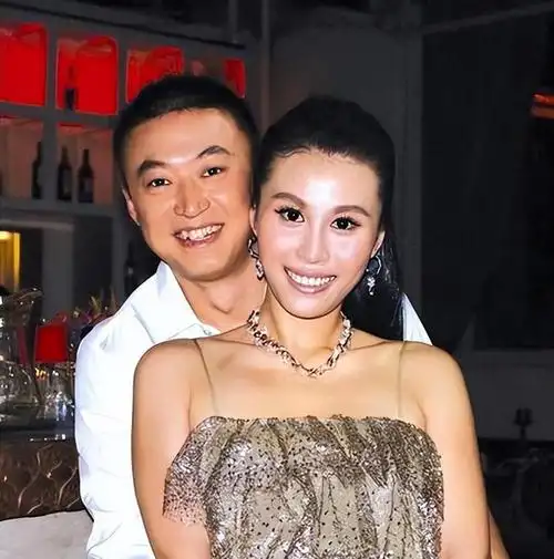 演员张宁益与奥运冠军马琳离婚后再嫁金融学霸如今过得怎样