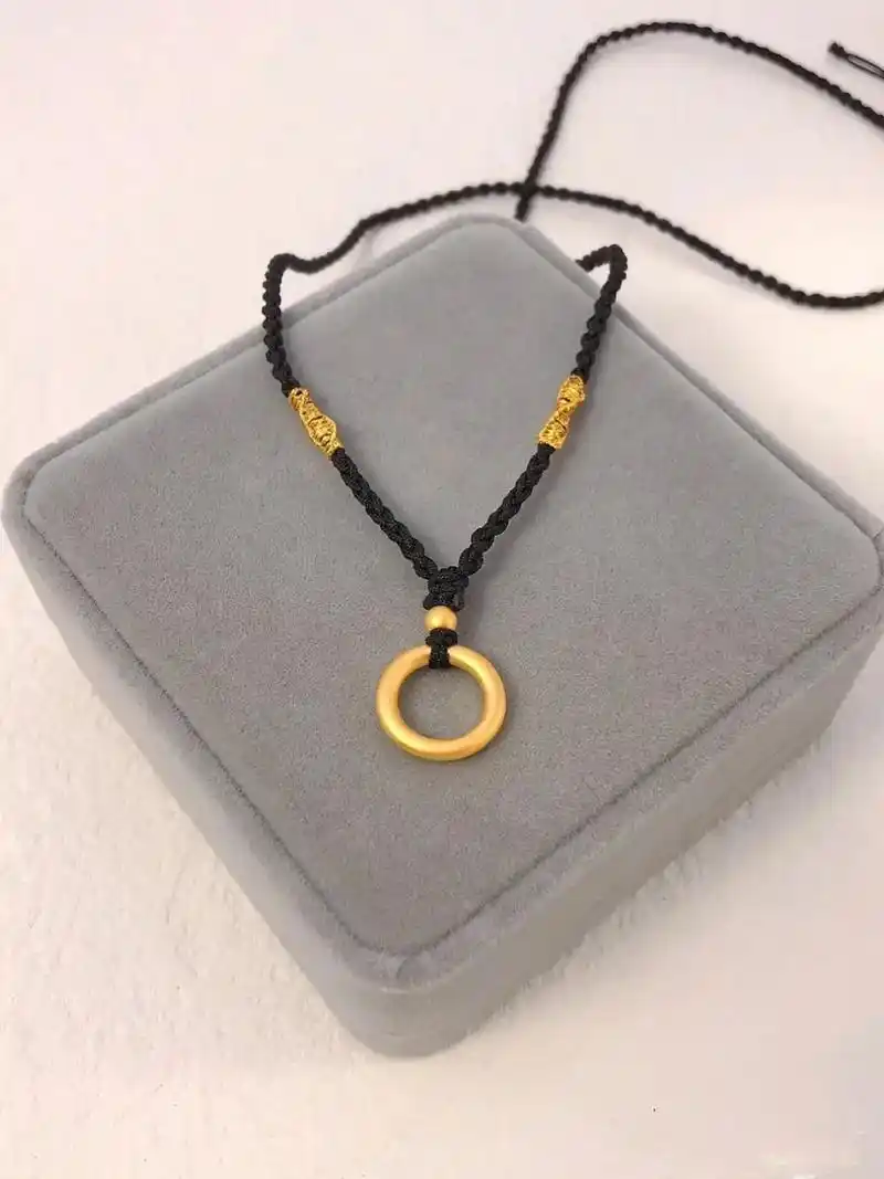 黄金平安扣项链一直是经典  - 抖音