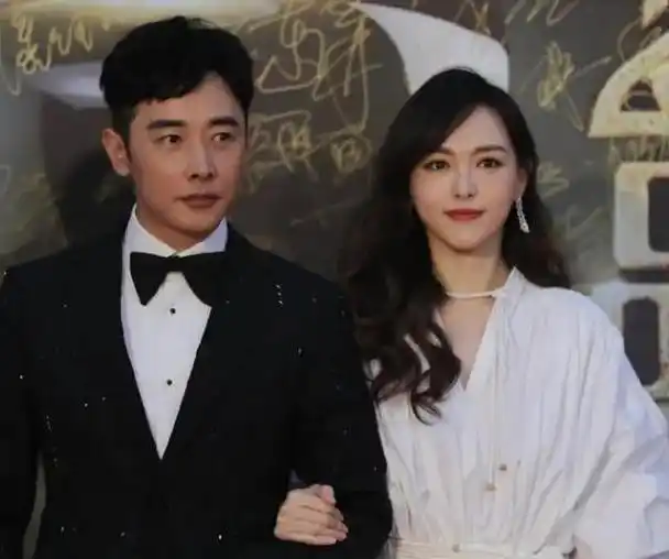 有一种"幸福"叫罗晋和唐嫣,结婚5年后,活成娱乐圈夫妻教科书