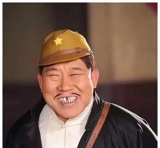 但是现在的他的演技被人们得到充分的肯定,他也是国家一级演员,同时也