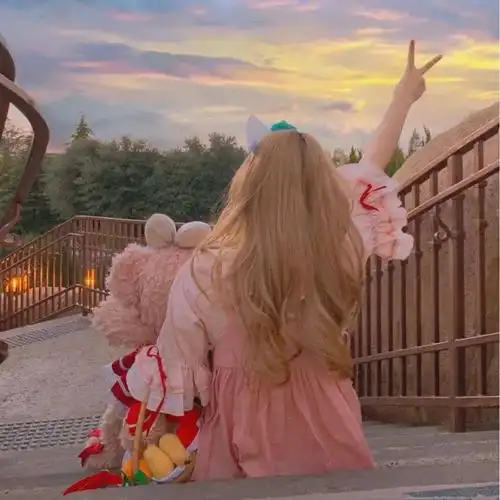 个性部位女生头像三天一见还是如隔三秋