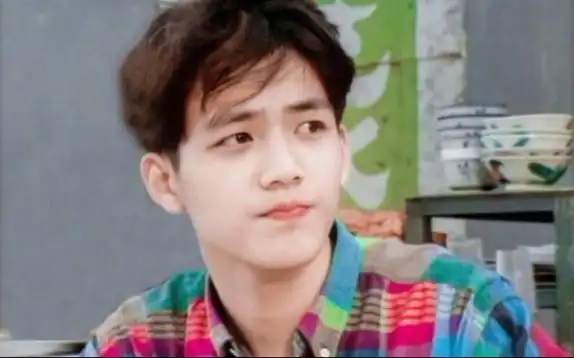 港剧中19岁的钟汉良,up好想mua一口