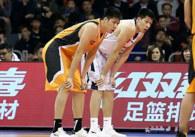 任骏威和任骏飞什么关系他们本来就是孖生兄弟