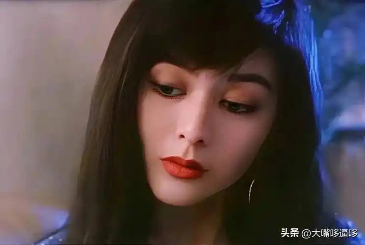 关之琳年轻时绝世容颜合集:张张惊艳,值得珍藏_明星_角色_评论