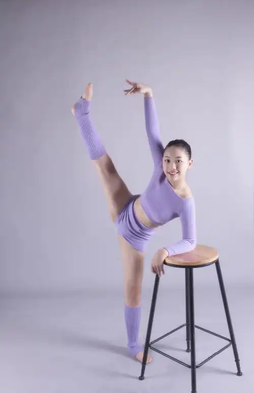 练舞蹈的孩子气质好