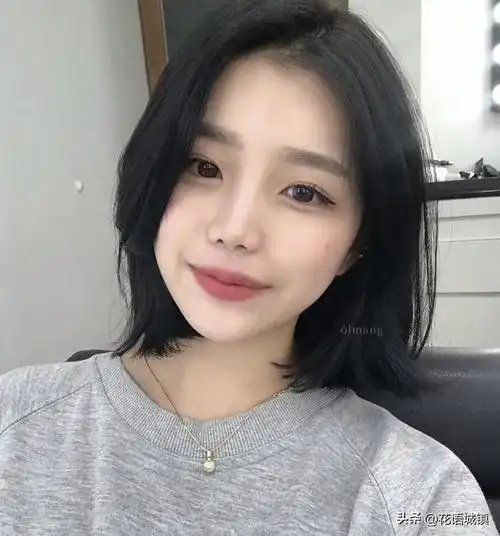 耳上齐短发,狼尾层次剪;10款短发造型灵感推荐(大脸短发发型女2023