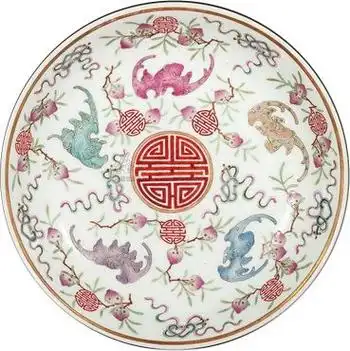 首页 传统文化 > 五蝠捧桃吉祥图案寓意  以蝙蝠为题的吉祥图案雕刻