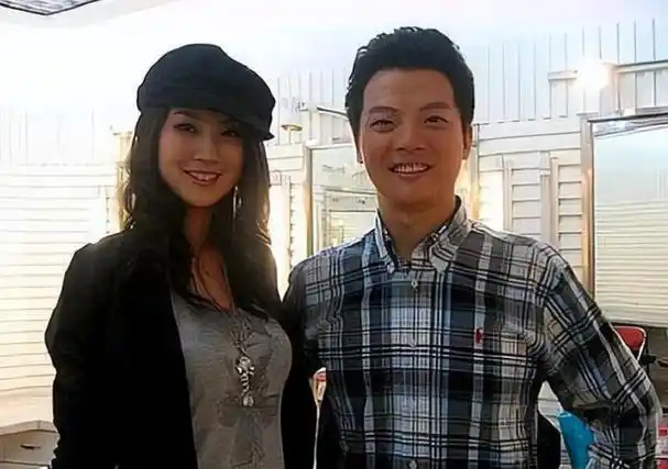 回顾:富家小姐朱晶不顾一切嫁任鲁豫,高龄生二胎,他有啥魅力?