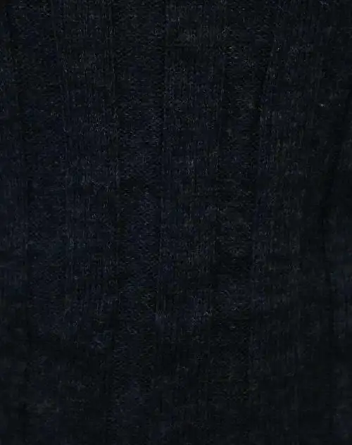 深灰色纯羊毛套头衫