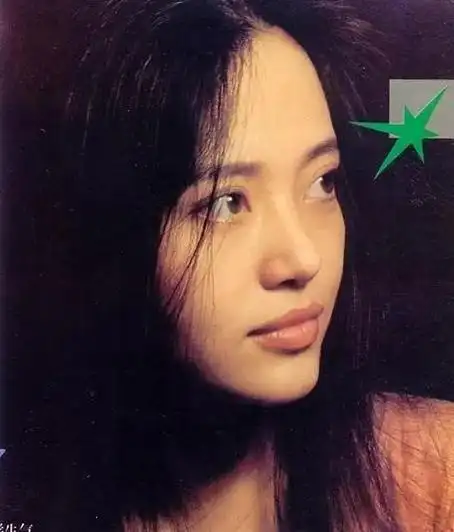 李亚鹏也有春天:七任女友一个比一个漂亮,如今再婚娶小19岁模特