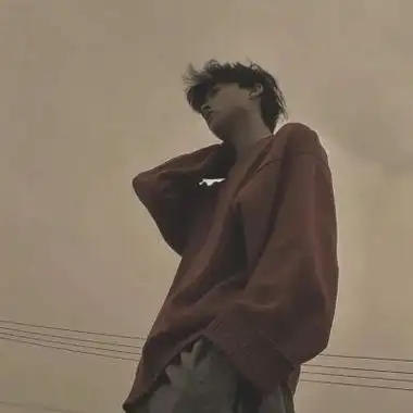 高冷气质的ins风格霸气男生头像