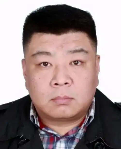 哈尔滨的这个黑社会性质组织栽了!警方征集犯罪线索并通缉在逃人员