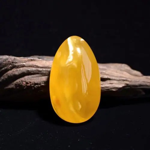 天然蜜蜡水滴形吊坠