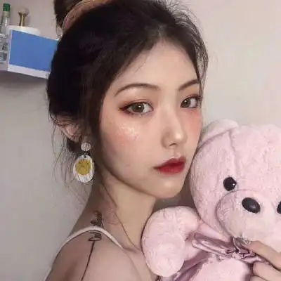 2021最火的气质女生头像