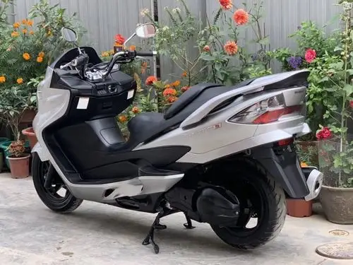 2012年 铃木天浪250