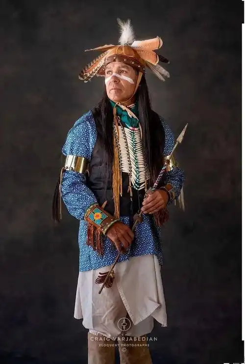 摄影师镜头下绚丽多彩的印第安传统服饰