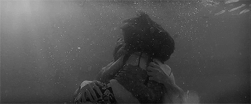 情侣gif亲吻gif爱情gif爱gif浪漫gif