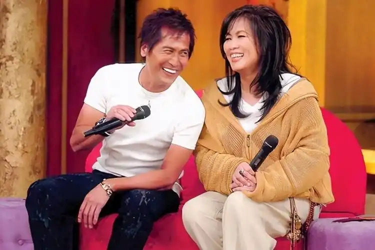 齐豫:神雕侠侣原唱,《橄榄树》火了30年,把弟弟齐秦带回正轨