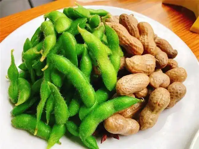 9元享门市价180元小龙虾3斤  香辣螺蛳 盐水毛豆花生拼盘,好吃到抿