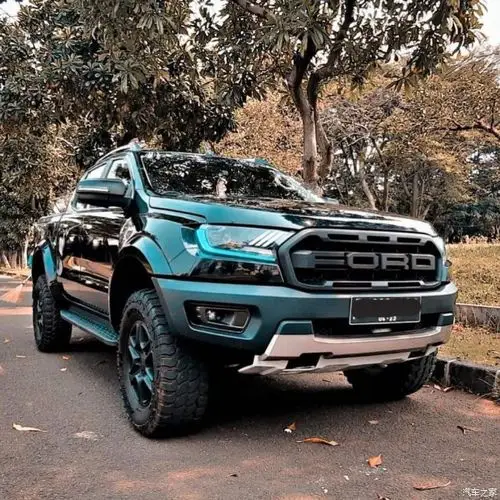 福特rangerraptor小猛禽野马的灯也挺帅