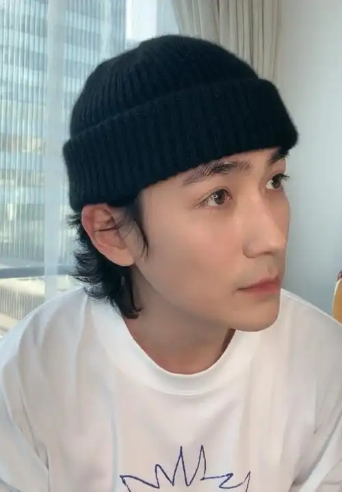 朱一龙直播##朱一龙36岁状态