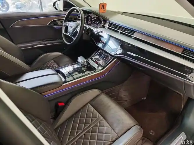 奥迪a82021款a8l55tfsiquattro豪华型59万公里