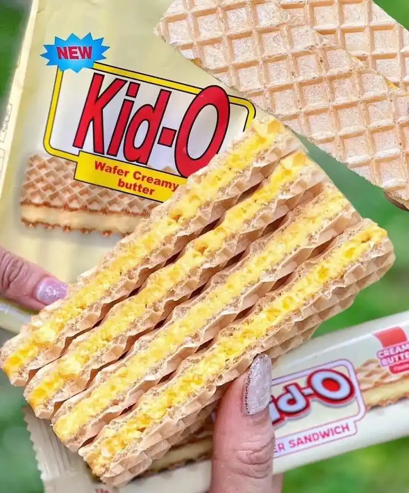 夹心饼干!好好吃!它是有两层夹心的,吃起来酥脆可口,卡滋卡滋 - 抖音