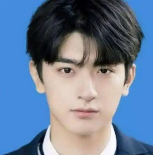 有种"证件照"叫邓伦,别人都一本正经,而他却画风突变_朱一龙_镜头