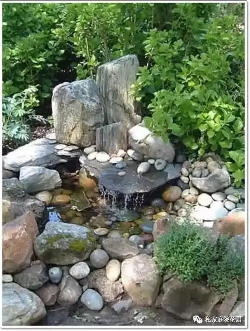 如何用石头堆一个别致的懒人花园