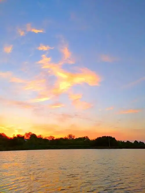 美丽的天空彩云