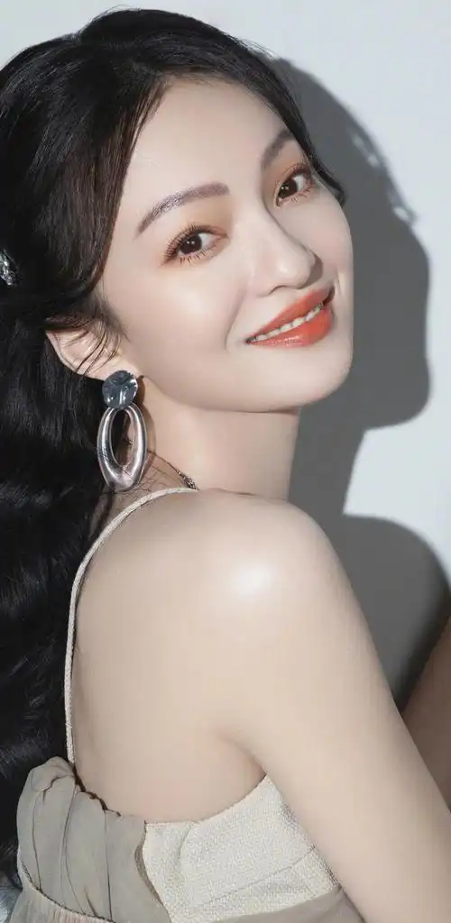 张韶涵最新超高清美图