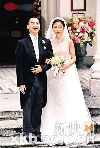 2000年何猷龙与维他奶后人罗秀茵举行历时两天的世纪婚礼【点击查看