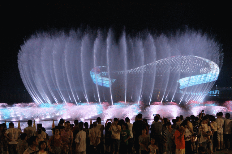 【9月】这里有场水舞秀,你看过嘛?