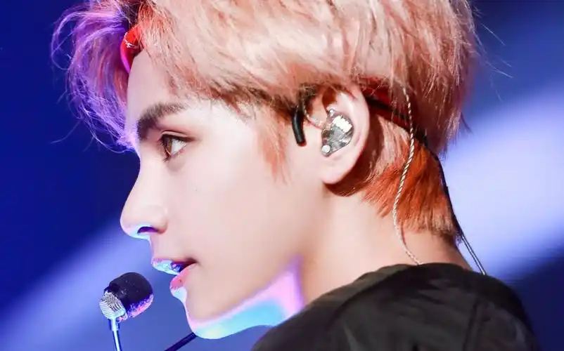 金泰亨nunav饭拍合集持更