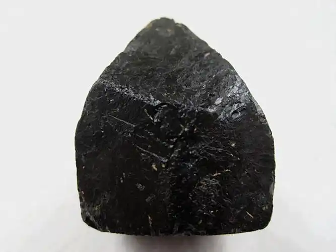 黑电气石原石 黑碧玺 托玛琳 保健石 矿物晶体标本 tourmaline