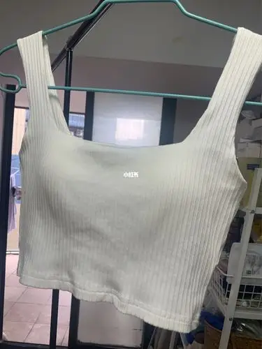 全寝室种草吊带751593小妹子看过来叭_吊带_寝室_种草_背心