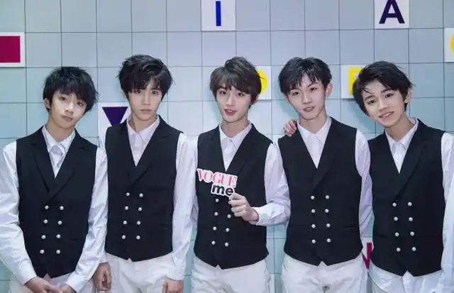 禁止未成年人参加选秀及偶像团组,tf三代团该何去何从?