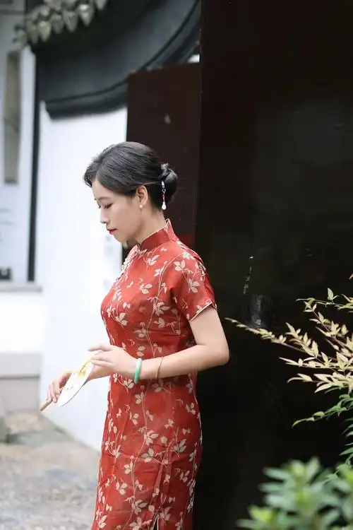 一座姑苏城,半部江南诗#总要拍一套旗袍中国风吧 #旗袍秀一秀 - 抖音