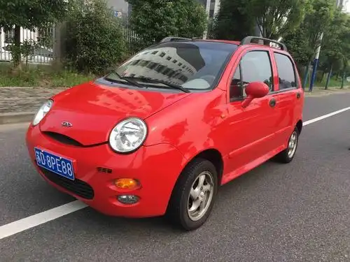 【常州】2013年11月 奇瑞 qq 2013款 qq 1.0l 手动时尚版 红色 手动挡