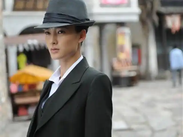 枪花剧照,王丽坤扮演的樊露露手机壁纸图片