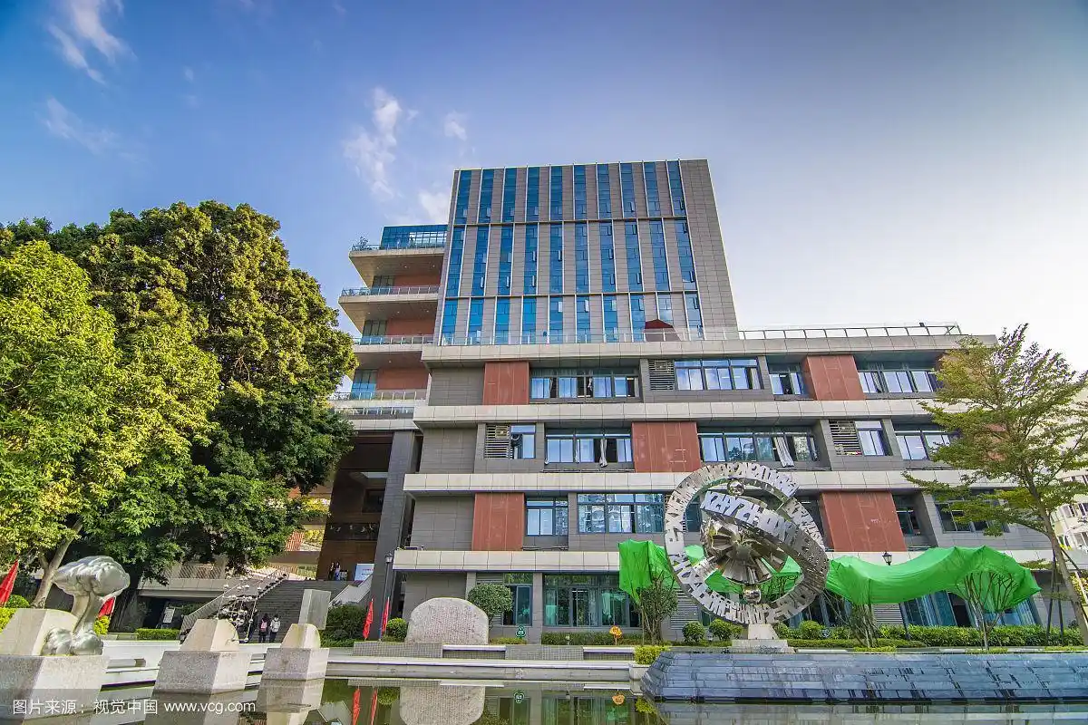 福建:福州市第三中学