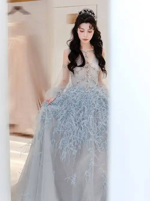 晚宴礼服女性2022新款蓝色礼服裙轻奢名媛高端婚宴气质明星主持人