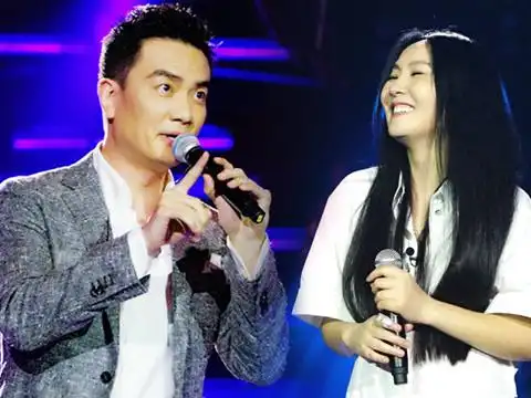 围炉音乐会之李泉曝料曾为梅艳芳写歌 同门师妹丁薇来助阵