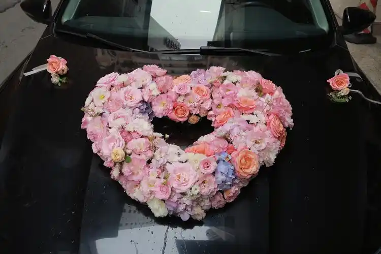 爱心婚车 「马克花艺培训学院」