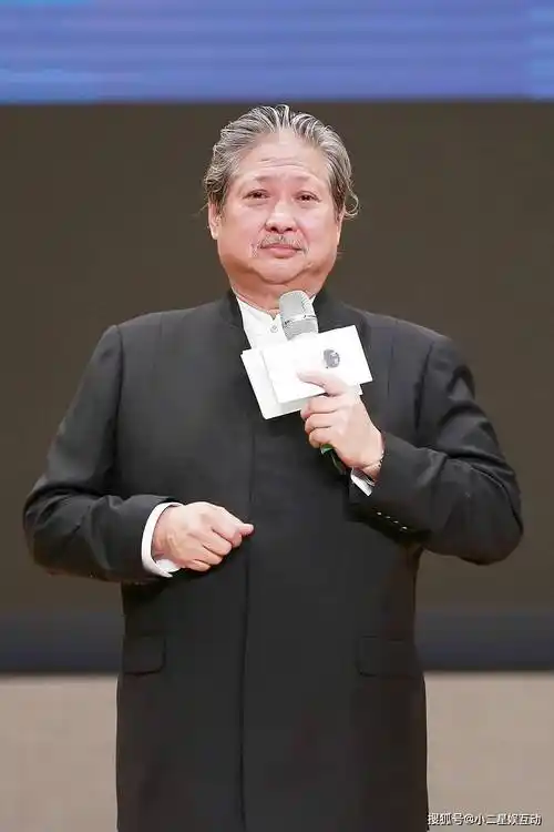 原创港圈大佬洪金宝被李小龙点名对打一个电话让香港一半片场停工