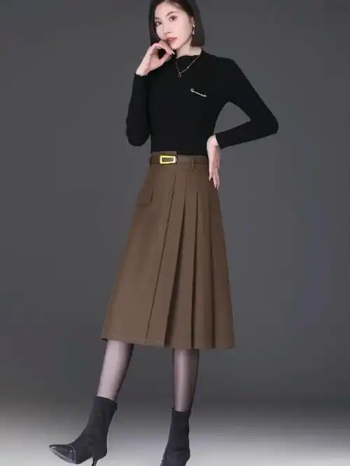 气质通勤穿搭遮肉显瘦咖色半身裙温柔减龄