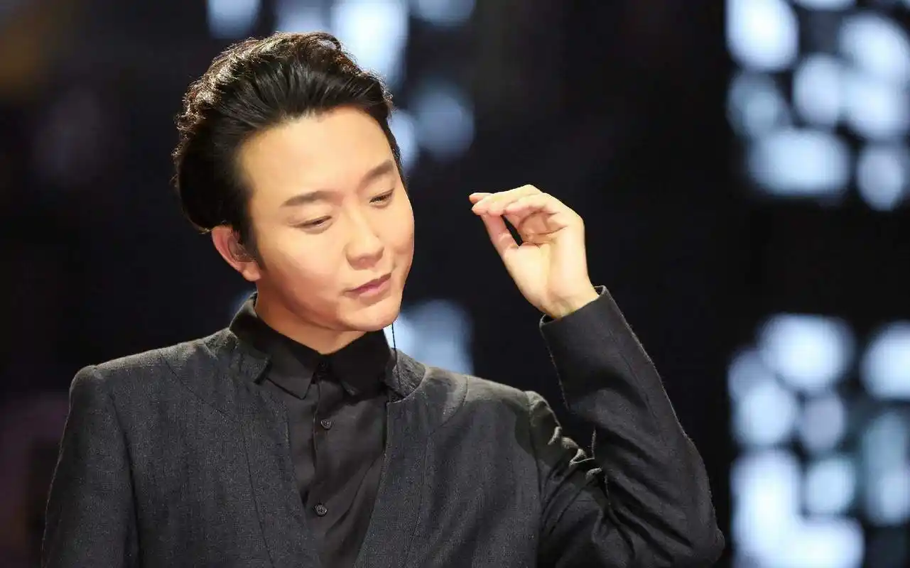 原创李玉刚演出获加拿大总理及各界支持,网友纷纷表示为他感到骄傲!