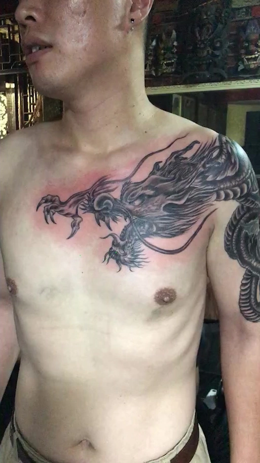 过肩龙童装 - 抖音